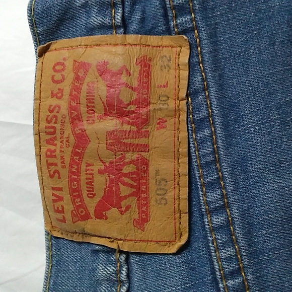 Levi's 505 Med.Wash Straight Lightly Distressed Denim - Picture 3 of 14